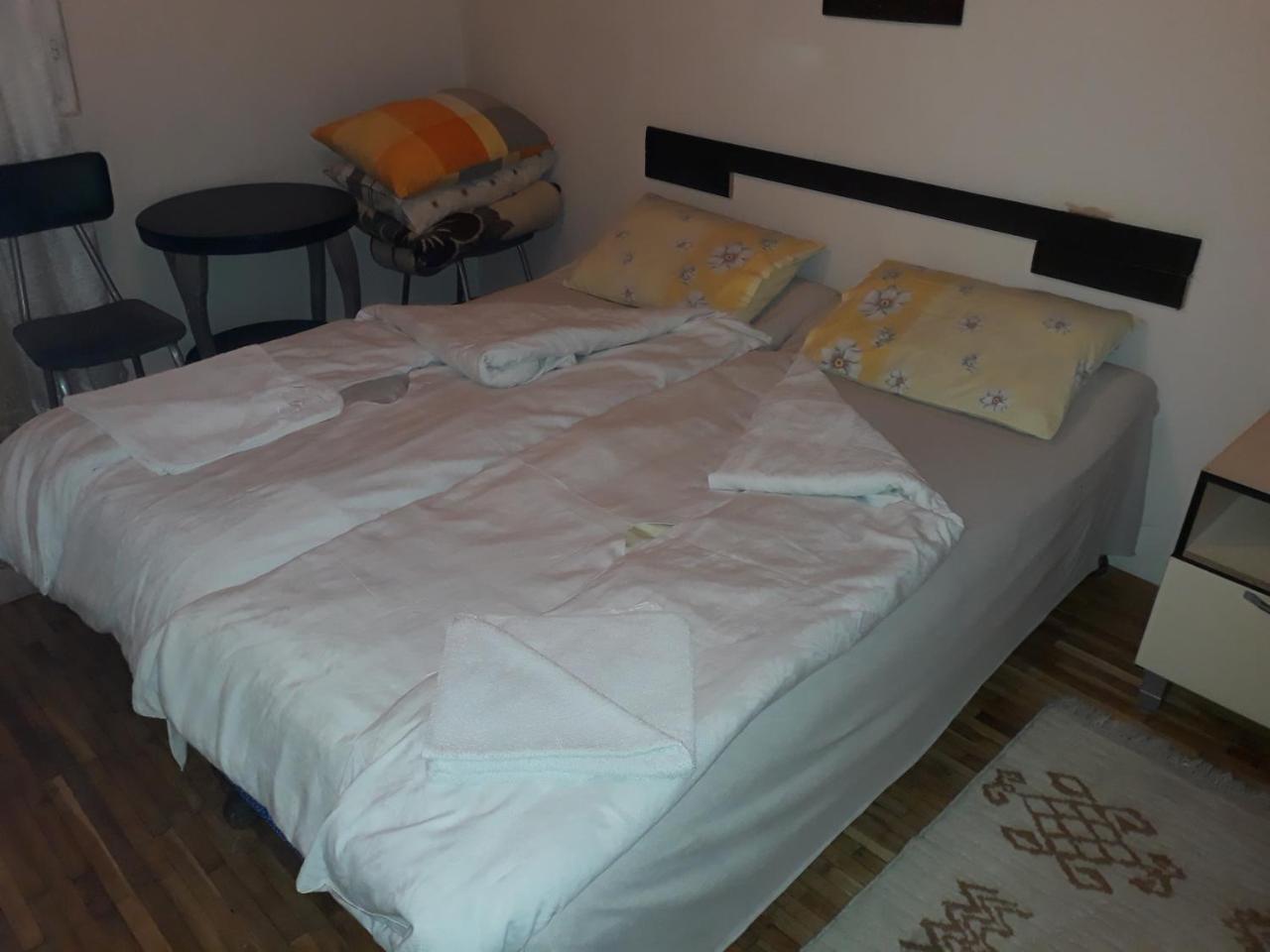 Villa Vrbena Buitenkant foto