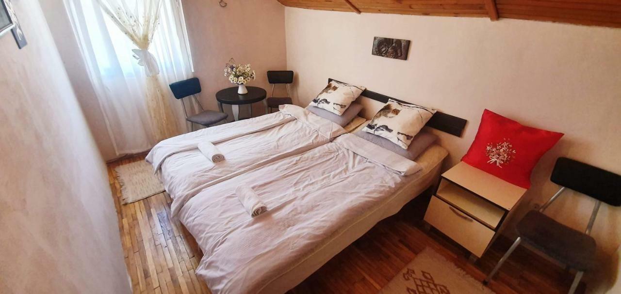 Villa Vrbena Buitenkant foto