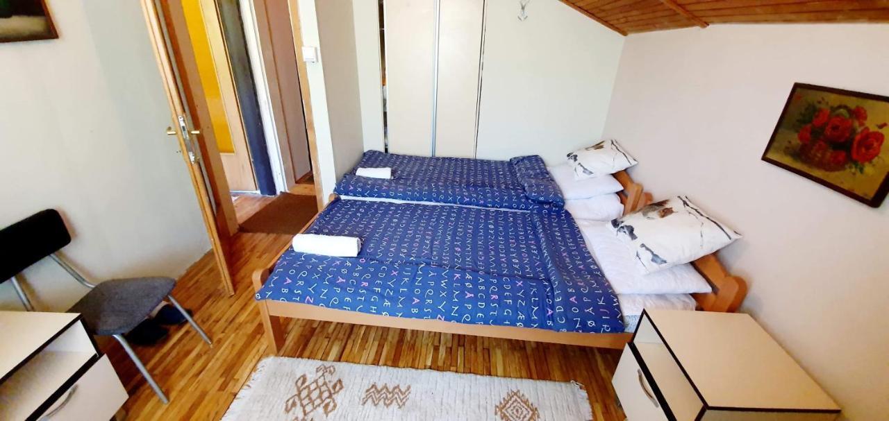 Villa Vrbena Buitenkant foto